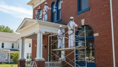 Professional painters in Peoria, IL providing interior and exterior painting services